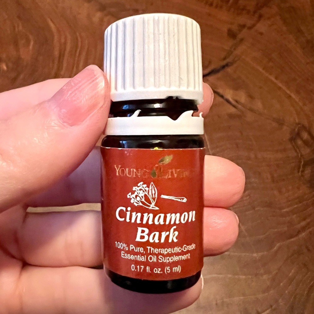 5ml bottle of Cinnamon Bark Young Living Essential Oil